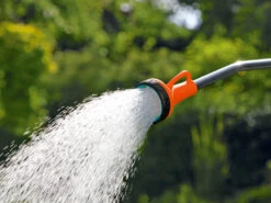 Gardena Classic Adjustable Spray Lance -Gardena Store 18332 20 gardena classic adjustable spray lance 4