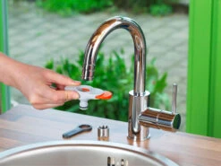 Gardena Tap Connector For Indoor Taps -Gardena Store 967980601 g8187 gardena indoor tap hose adaptor 6b