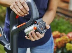 Gardena Easycut Li18/23 Excl. Accu 13 Gardena Easycut Li18/23 Excl. Accu -Gardena Store 967981401 6 GARDENA20EASYCUT20LI2018 2320ACCU20TRIMMER