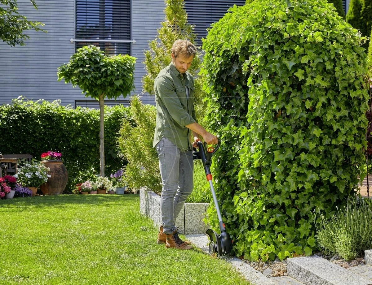 Gardena Battery Trimmer Comfortcut Set 6 Gardena Battery Trimmer Comfortcut Set - Image 4